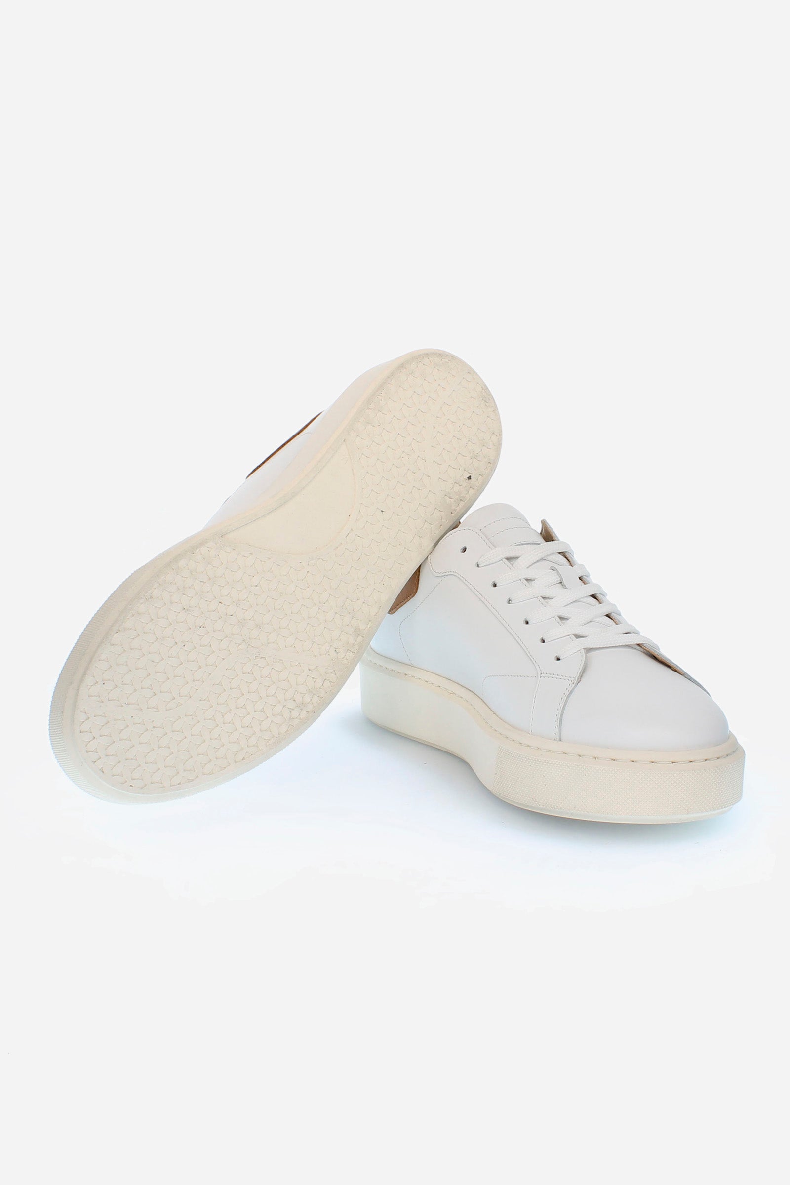 Men vegetable calfskin leather sneakers