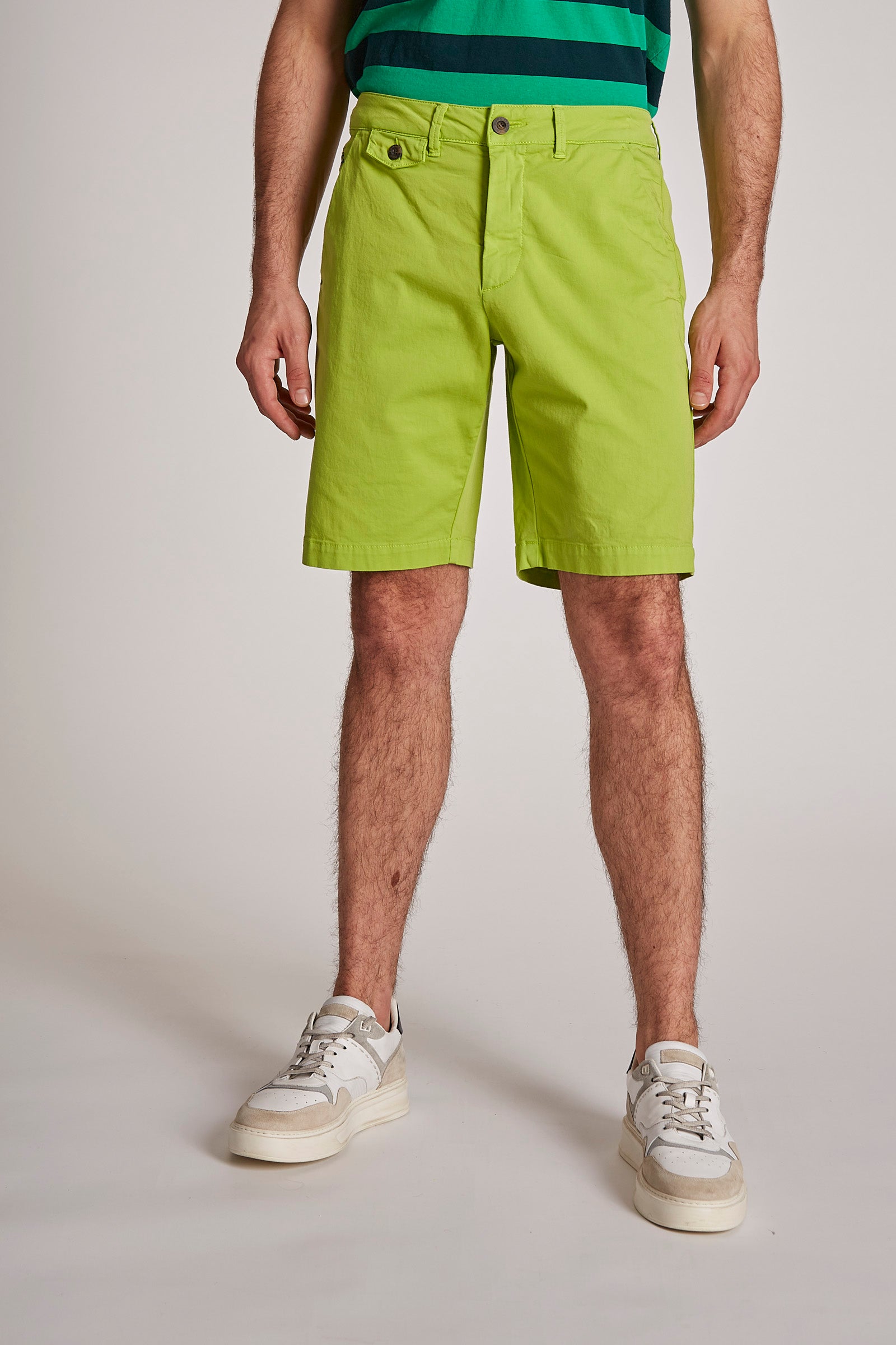 Men's slim-fit cotton Bermuda shorts