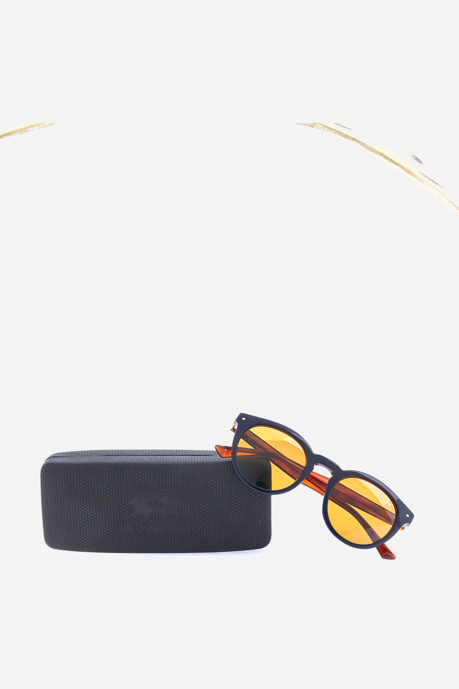 Round model sunglasses