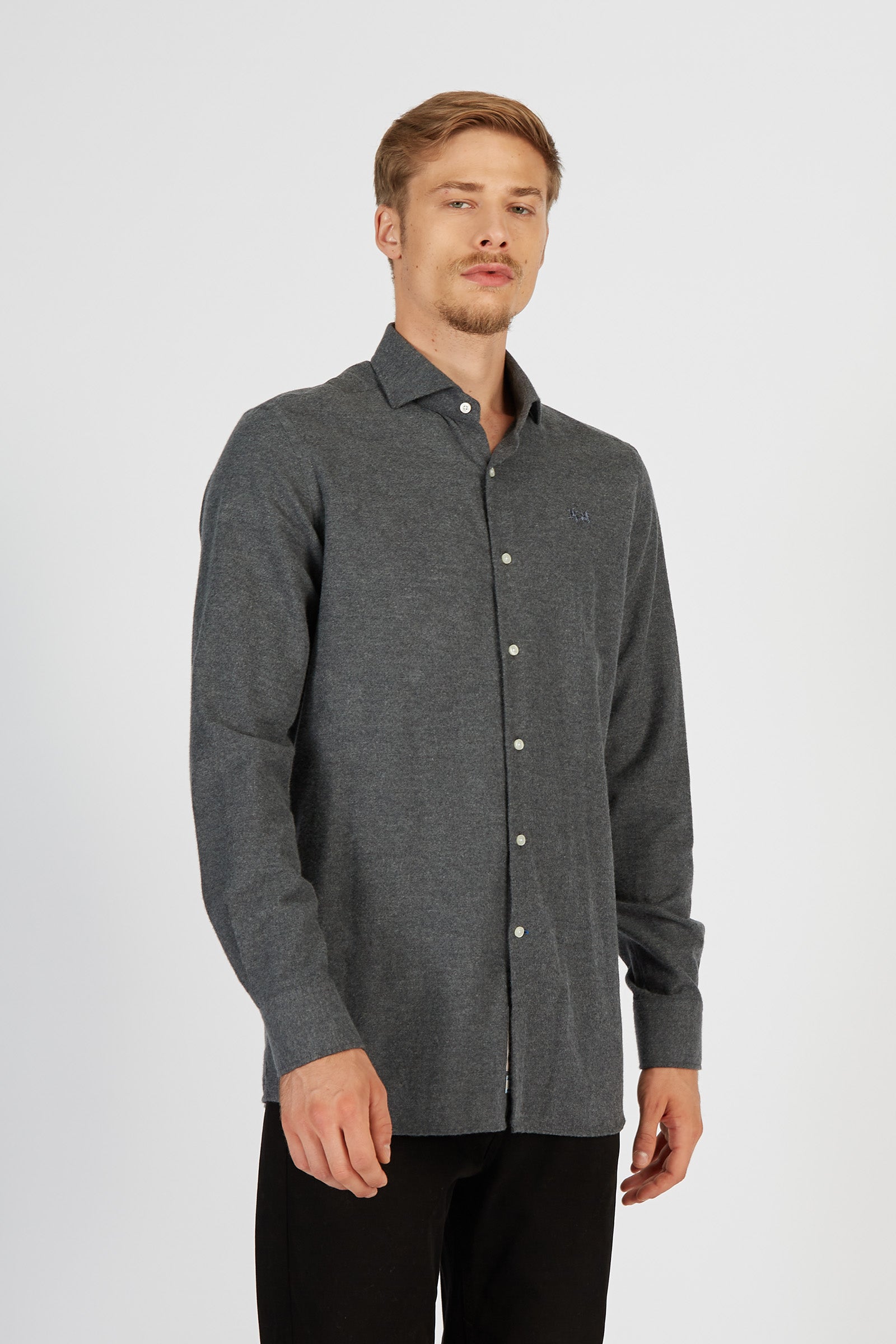 Men’s Blue Ribbon Shirt with long sleeves in comfort fit flannel