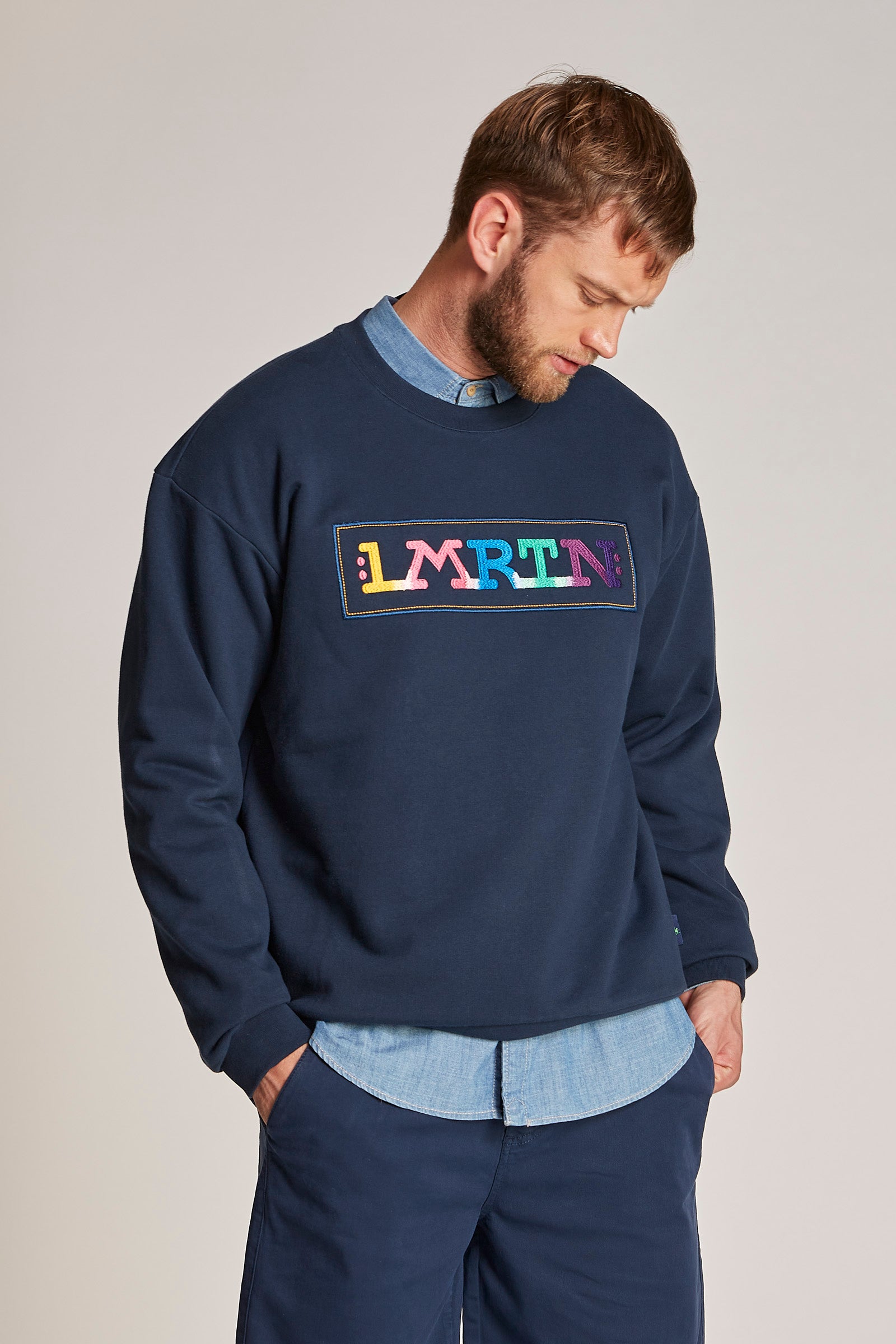 Men's oversized round-neck sweatshirt in 100% cotton fabric